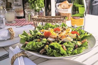 Ein Nizza Salat Rezept aus dem EM Kochbuch