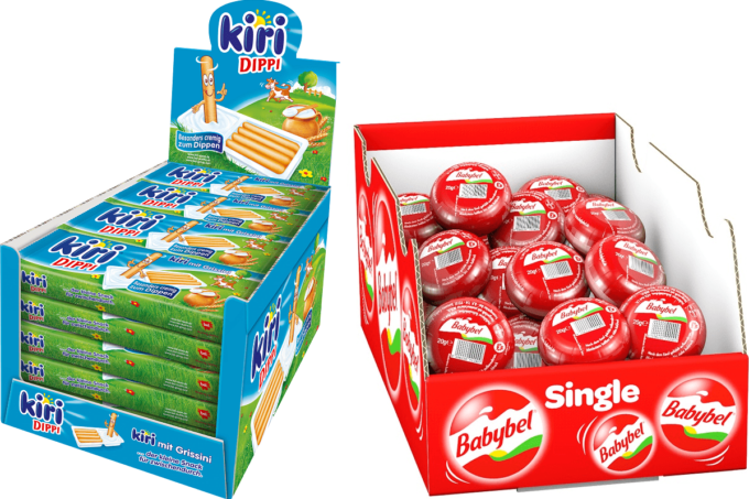 Auf dem Foto sind die zwei Display Kartons von den Käse-Snacks Kiri Dippi und Mini Babybel von Bel zu sehen. Links ist der blaue Kiri Dippi Display und rechts befindet sich der rote Mini Babybel Display.