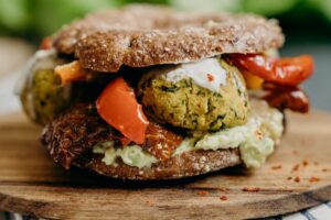 Sandwich Falafel Paprika vegan