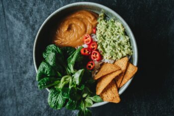 Bowl vegan Spinat-Hummus