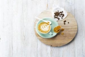 Ein Soja Cappuccino Rezept mit der Soja Milchalternative von Alpro for Professionals