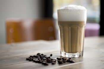 Latte Macchiato Milchkaffee Kaffeebohne