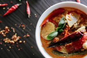 Thai Red Curry mit Paprika und Fleisch