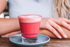 Pink Latte Macchiato mit Roter Beete