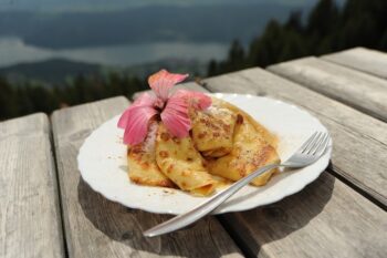 Palatschinken Dessert aus Österreich
