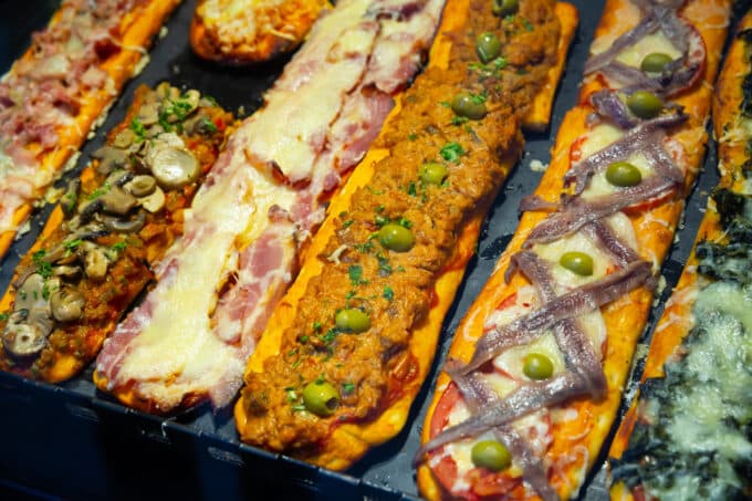 Coca de - spanische Pizza