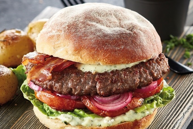 Smoky Burger mit Bacon