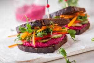 veganes rote Bete Sandwich