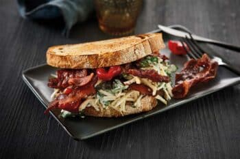 Sandwich mit bacon 