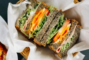 Veganes Sandwich mit Ei Salat